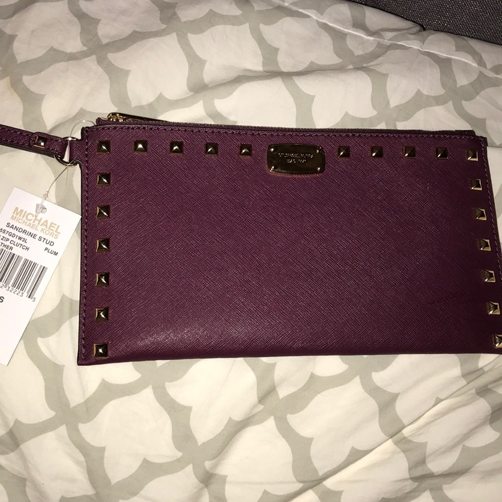 BRAND NEW WITH TAGS MICHAEL KORS CLUTCH